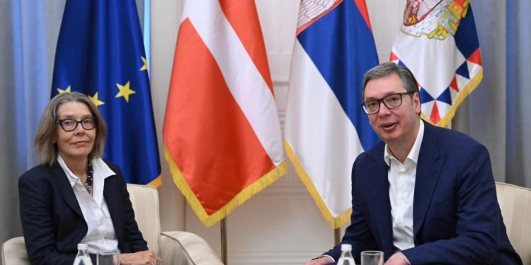Foto: facebook.com/buducnostsrbijeavucic