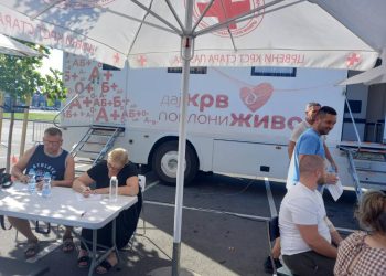 Záber z akcie dobrovoľného darcovstva krvi v stredisku BIG Pazova