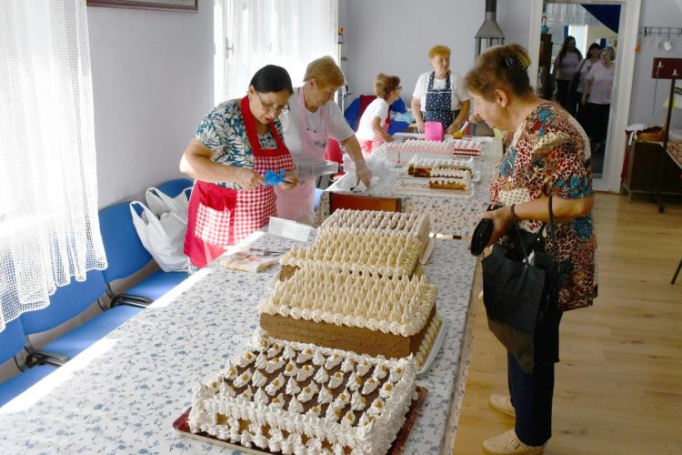 Kto má chuť na dezert, tu sú torty