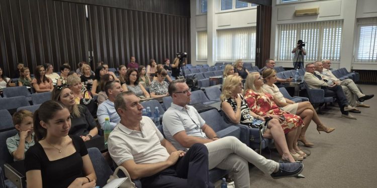 Záber zo stretnutia zdravotníckych pracovníkov
