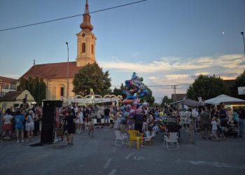 Svätoilinský jarmok okolo pravoslávneho kostola