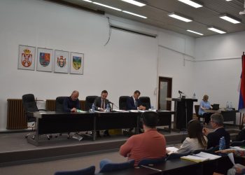 Z májového zasadnutia báčskopetrovského lokálneho parlamentu