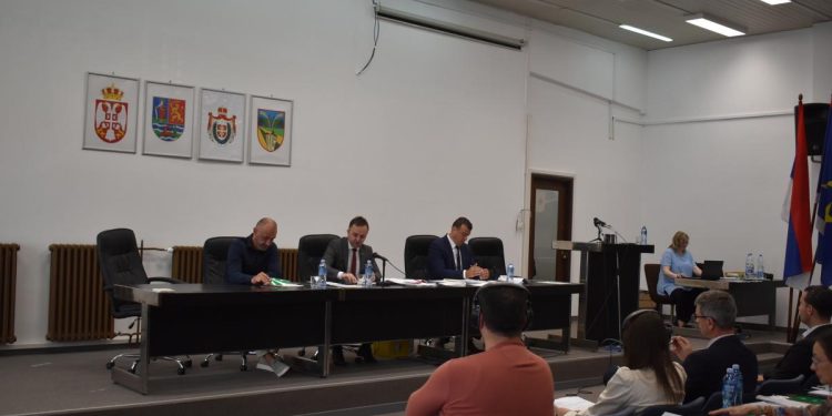 Z májového zasadnutia báčskopetrovského lokálneho parlamentu