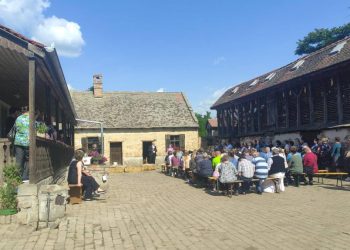V Masarykovom dvore v Padine prebiehajú rôzne kultúrno-umelecké podujatia (Foto: A. Čížiková)