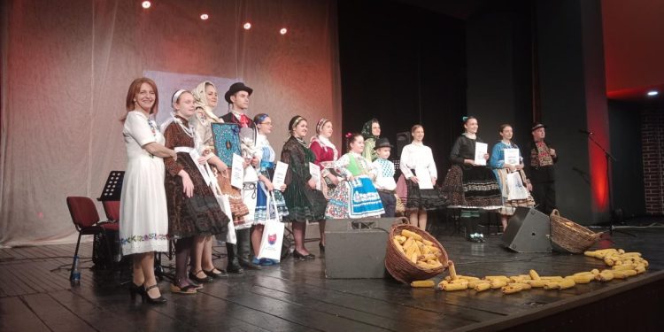 Z vlaňajšieho festivalu Rozospievaný Sriem   