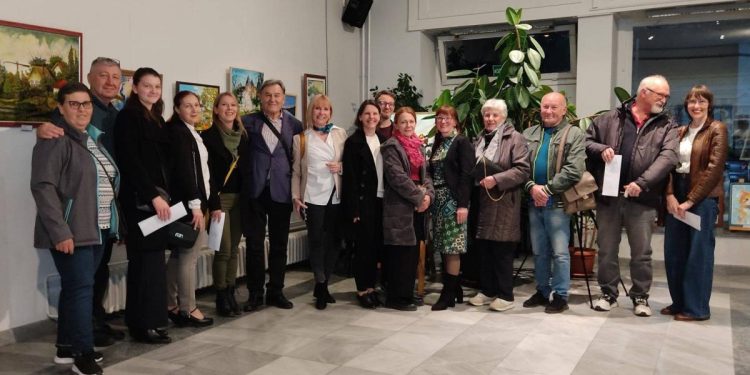 Petrovskí umelci na oblastnej prehliadke výtvarníkov vo Futogu (Foto: z archívu ZPVU)