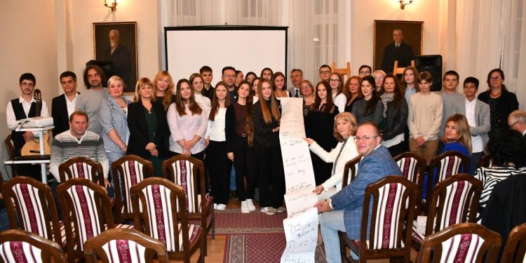 Účastníci programu žiakov a profesorov