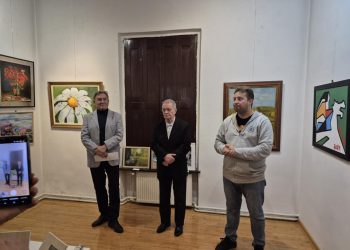 O oblastnej prehliadke sa zmienili: (zľava) Sava Mučibabić, Mile Ignjatović a Vladimir Vukas