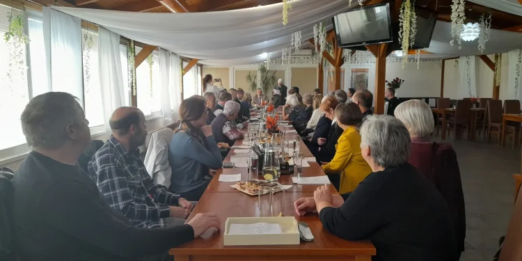 Zo zasadnutia členov Spolku Slovákov z Juhoslávie (Foto: z archívu Spolku Slovákov z Bulharska)