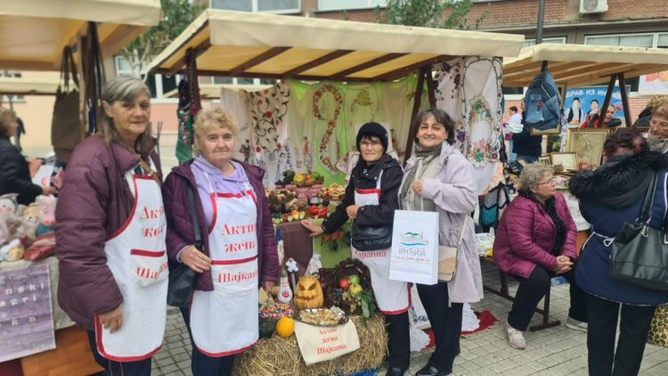 Najkrajší stánok mali ženy zo Šajkaša