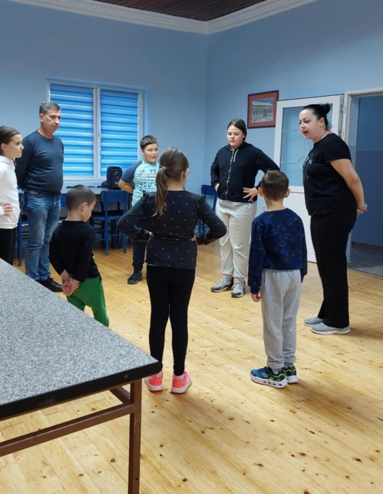 Pod bdelým okom choreografky Jeleny Chovanovej (foto: z archívu spolku)
