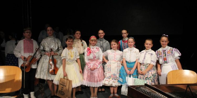 Spoločná fotografia odmenených