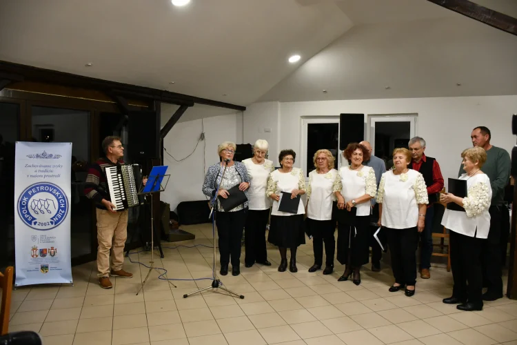 Otvorenie Batôžkovej zábavy v Petrovci