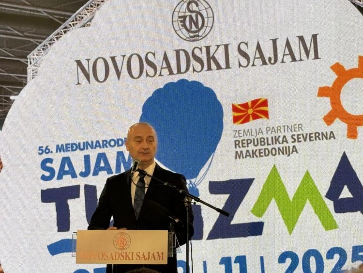 Veľtrh otvoril pokrajinský tajomník pre hospodárstvo a cestovný ruch Nenad Ivanišević