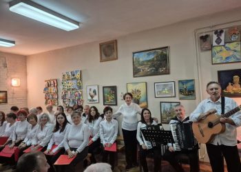 Spoločná fotografia hostí na stretnutí Fénix a priatelia