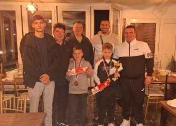 Tím kulpínskych šachistov na turnaji v Báči (Foto: z archívu ŠK Kulpín)