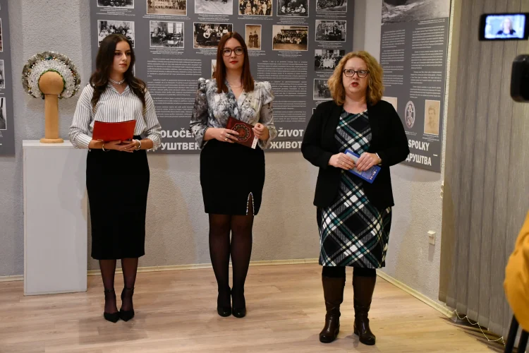 Otvorenie dvoch výstav v Divadelnom salóne