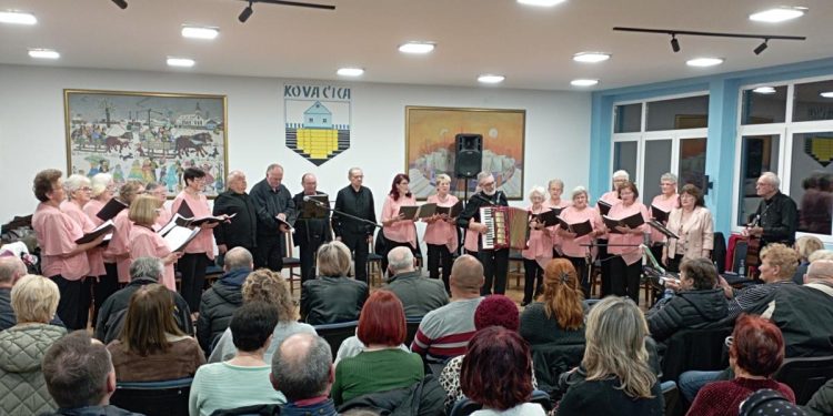 Z minuloročného koncertu chóru Viva la musica