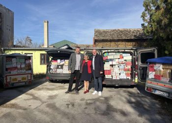 Aby projekt nepretržite pretrvával, snaží sa o to táto malá skupinka ľudí (zľava): Peter Cagala, Dušanka Petráková a Jozef Havrila