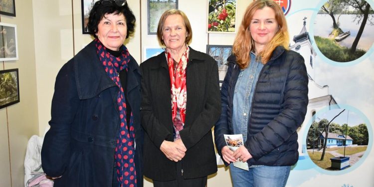 Tri autorky vlaňajšej výstavy fotografií