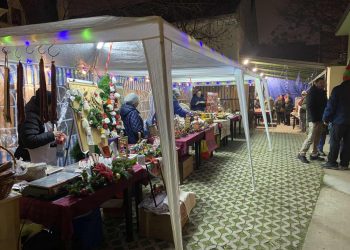 Stánky na nádvorí chrámu Božieho