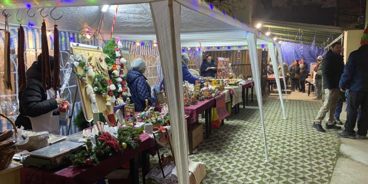 Stánky na nádvorí chrámu Božieho