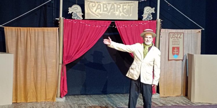 Záber z minuloročného kabaretu Fedora Popova