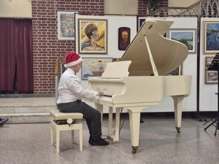 Vladimír Opavský je žiakom 3. ročníka v hre na klavíri