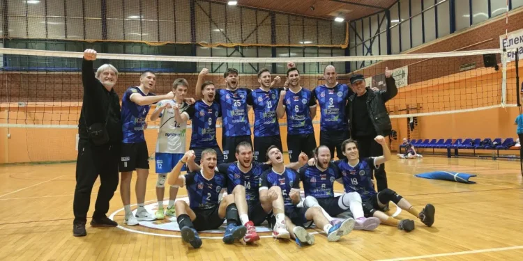 Seniori VK Kulpín sa tešia a oslavujú siedme víťazstvo sezóny (Foto: z archívu VK Kulpín)