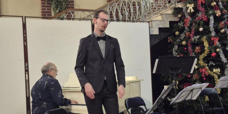 Hosť programu Aleksandar Kerleta za sprievodu profesora Oskara Ritera