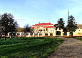 Vchod do Muzeálneho komplexu v Kulpíne, priestor, kde budú tohtoročné Vianočné trhy