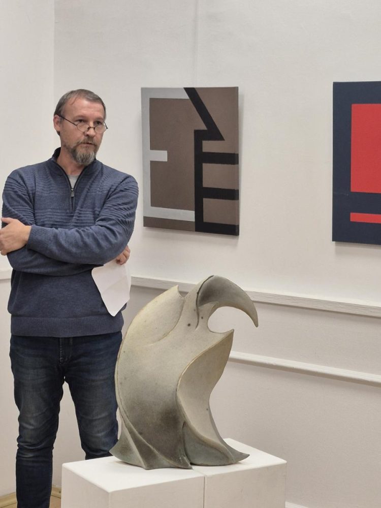 Výstavu otvoril Marjan Karavla