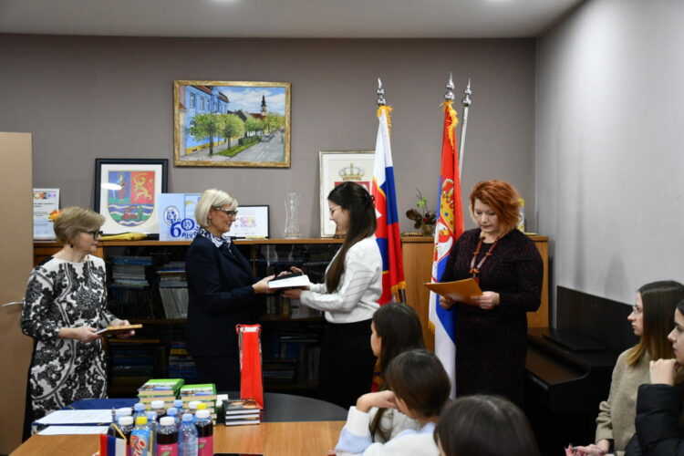 Natália Siantová z Kovačice získala prvú cenu v kategórii žiakov stredných škôl a gymnázií