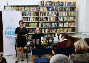 Zima s knihou po prvýkrát v petrovskej knižnici