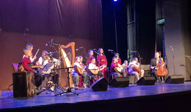 Detský chór a orchester Hudobnej školy Ljubinka Lazića