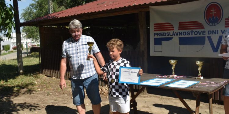 Gabriel Melich bol veľmi úspešný aj na domácej pôde v Kulpíne, kde v rámci PDvK získal víťazný pohár pre najlepšieho pioniera 