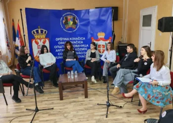 Účastníci panelovej diskusie