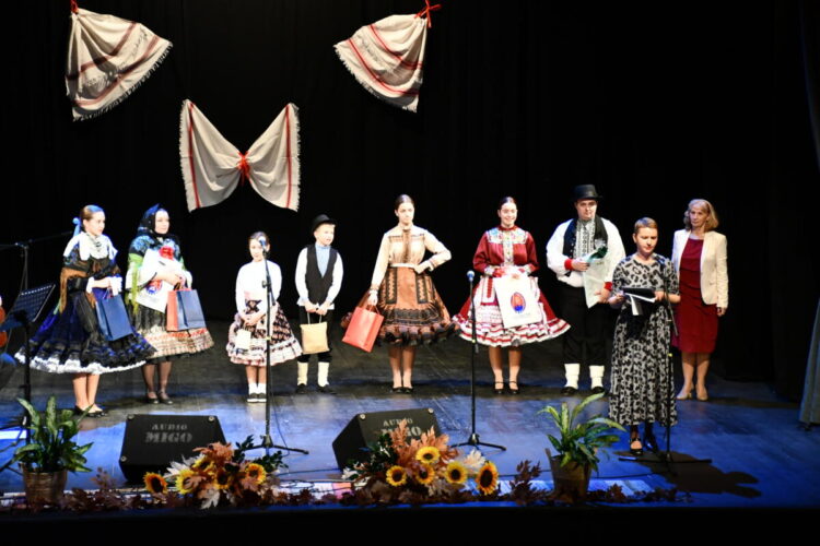 Udeľovanie odmien na festivale Spievajže si, spievaj...