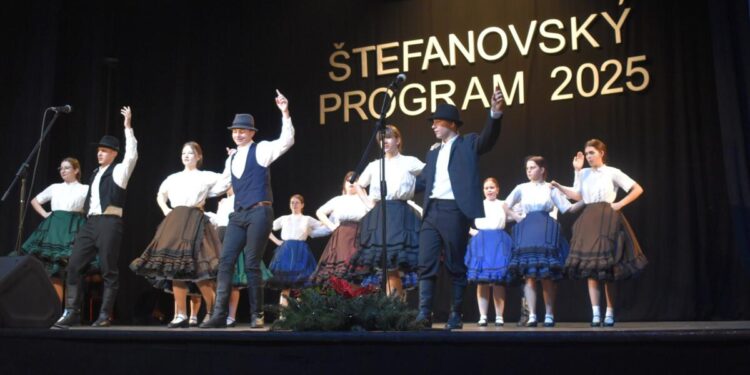 Mládežnícka skupina predviedla temperamentné tance