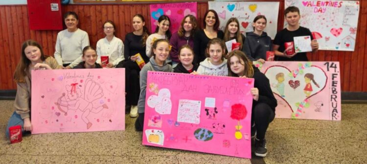 Valentín v ZŠ hrdinu Janka Čmelíka v Starej Pazove (Foto: z archívu školy)