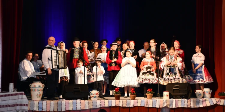 Spoločná fotografia účastníkov koncertu