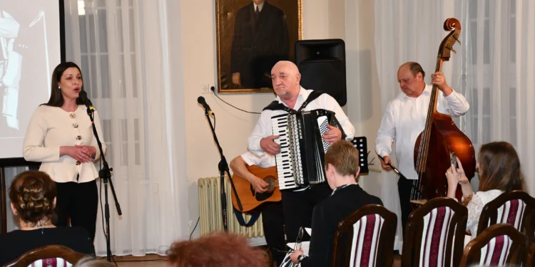 Z mladších vystúpila Tatiana Jašková