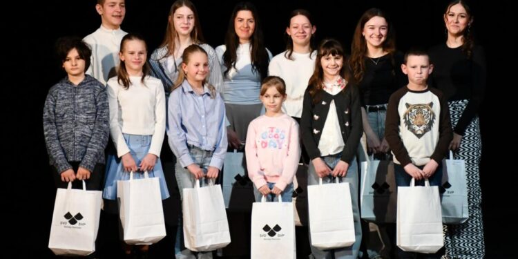 Ocenení žiaci z Báčskopetrovskej obce