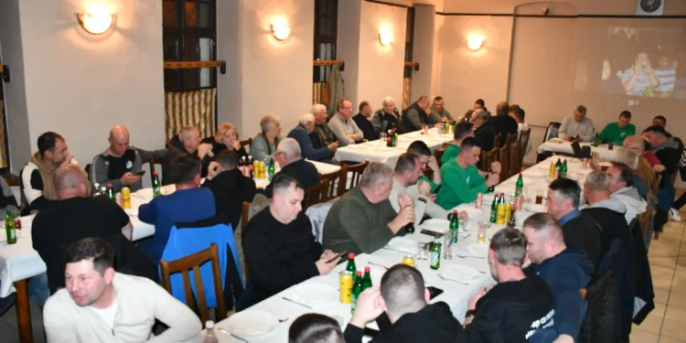 Zo zasadnutia Združenia poľnohospodárov Hložany