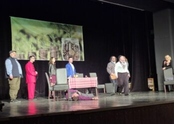 Záber z divadelného predstavenia Poltron 