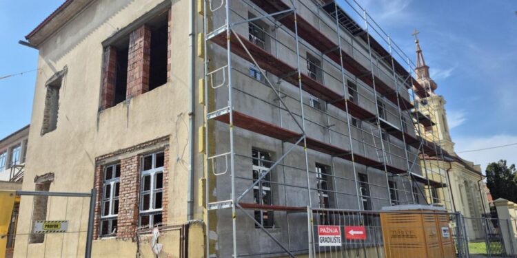 Predná časť budovy