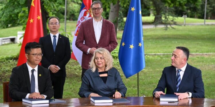 Foto: facebook.com/buducnostsrbijeavucic