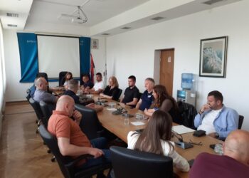 Foto: Zhromaždenie obce Báčska Palanka