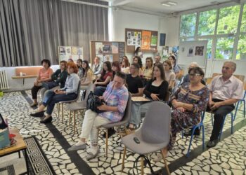 Členovia Literárneho kútika a milovníci krásneho slova na programe