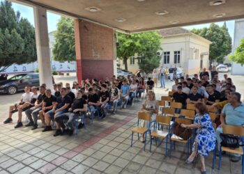 Maturanti Technickej školy v Starej Pazove
